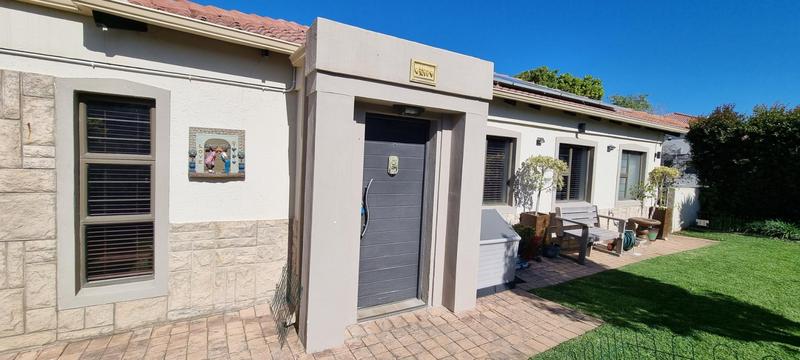 3 Bedroom Property for Sale in Groot Brakrivier Central Western Cape